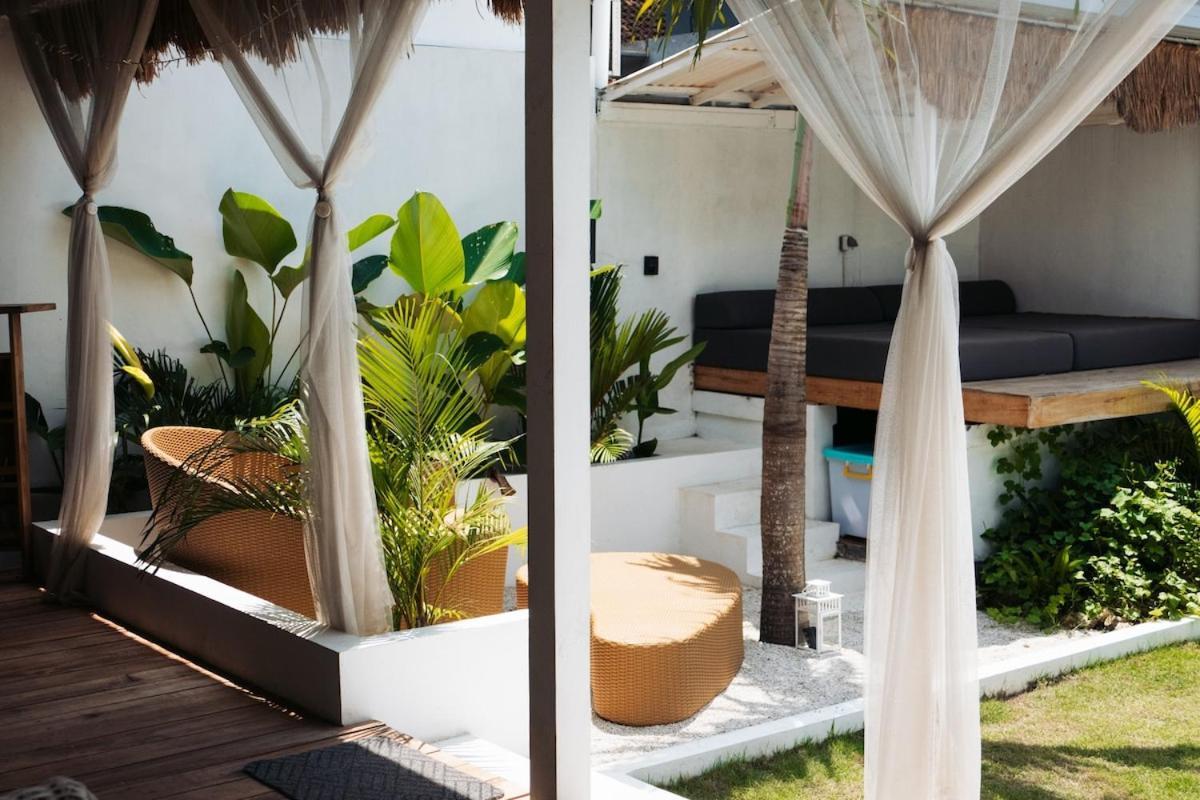 Tropical Oasis Villa Bukit Bali ジンバラン エクステリア 写真