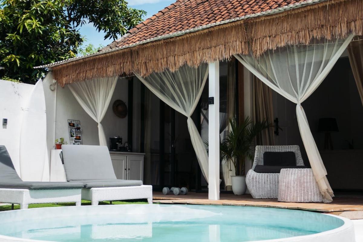 Tropical Oasis Villa Bukit Bali ジンバラン エクステリア 写真